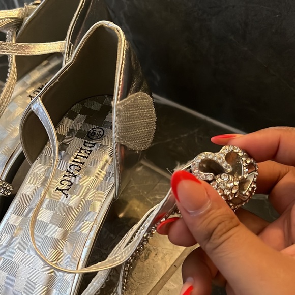 Sliver Diamond Heels - Picture 4 of 4